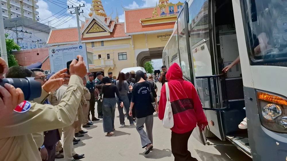 泰国电诈团伙在柬覆灭 43人落网2人竟是通缉犯-棋牌技巧-棋牌策略-棋牌论坛